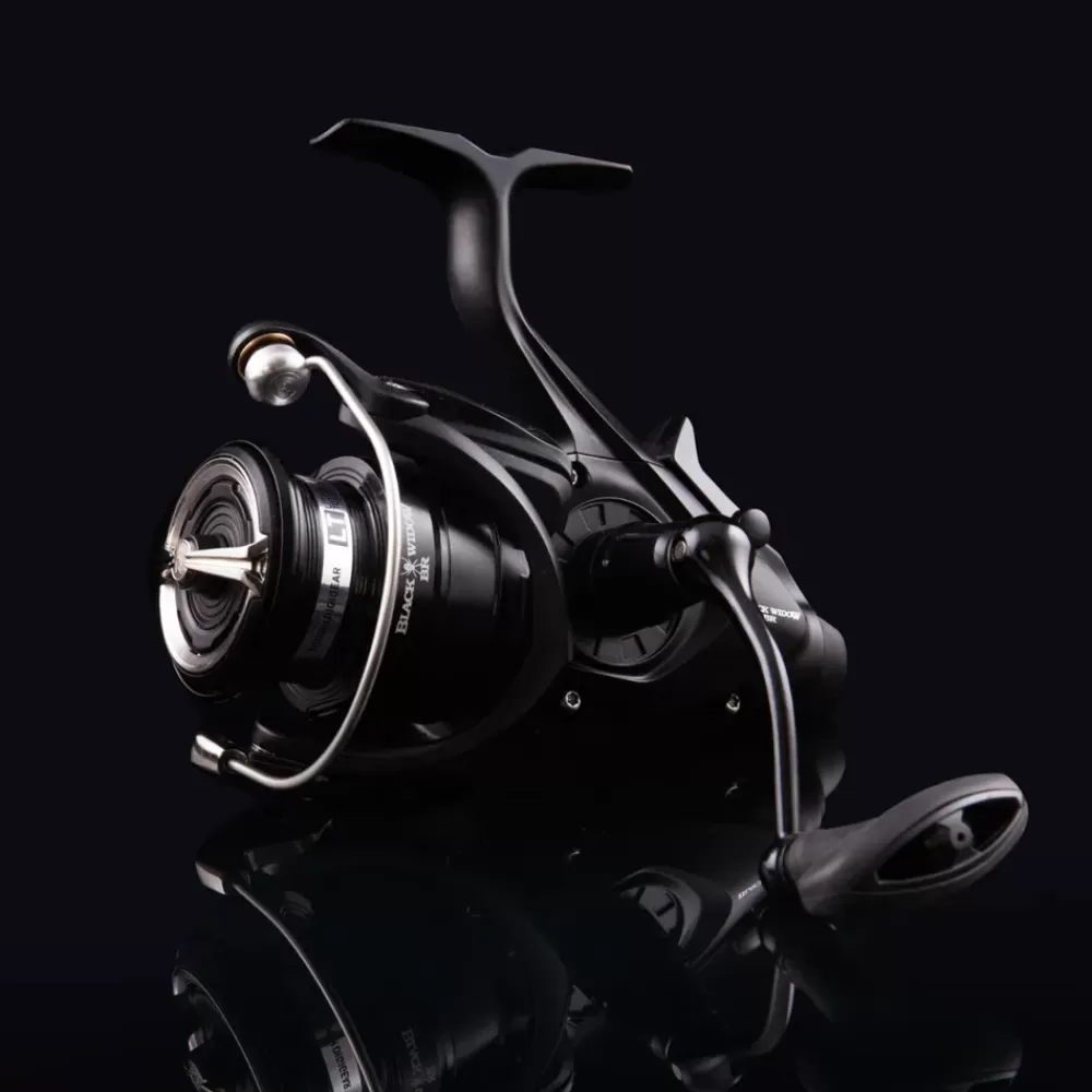 Daiwa 19 Black Widow BR LT Reels- Reels